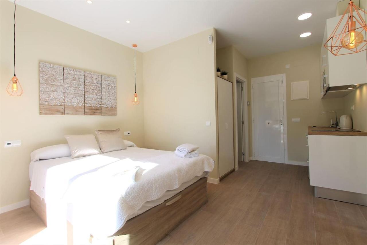 Petit Bijou - Beach apartment III Castelldefels Buitenkant foto